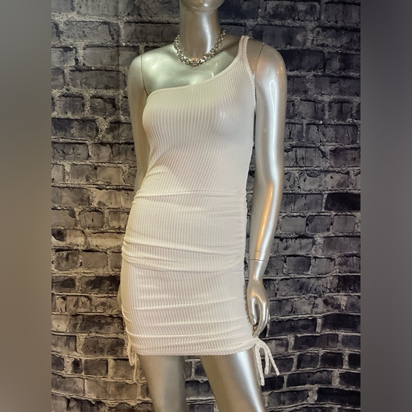 White Ribbed 1 Shoulder Summer Mini Bodycon Dress - Picture 2 of 8